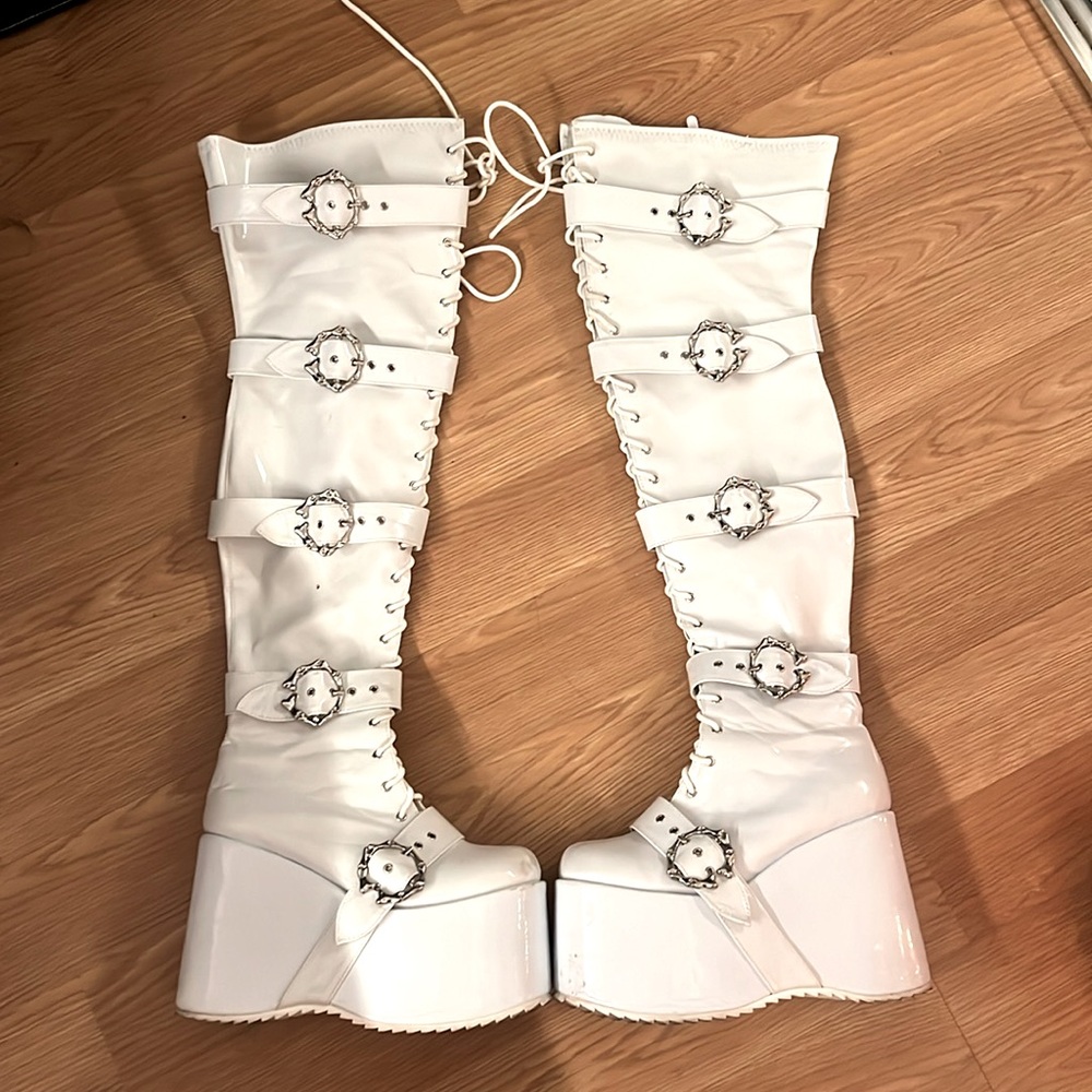 5” chunky platform Pure Chance At Romance Knee High Boots from dolls kill size 9